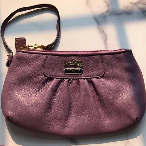 Coach Madison Glazed Wristlet Pochette Lavender NWT flaws - Picture 1 of 14